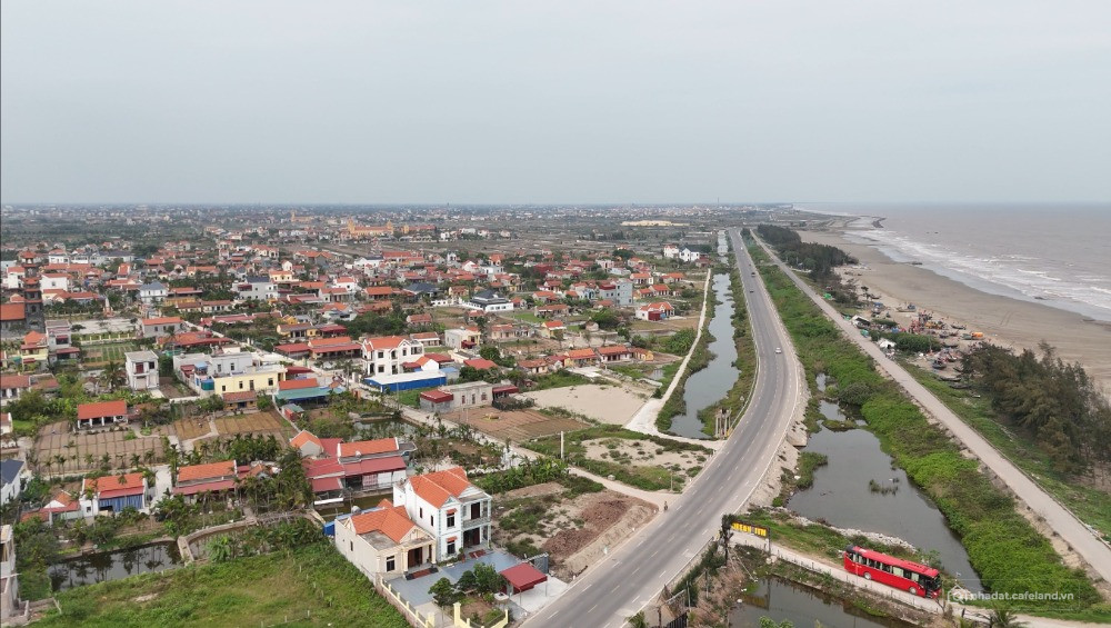 BÁN ĐẤT HẢI HẬU, MẶT BIỂN, TIỀM NĂNG TĂNG GIÁ CAO, ĐÃ CÓ GPXD, Ở NGAY, KD DỄ DÀN