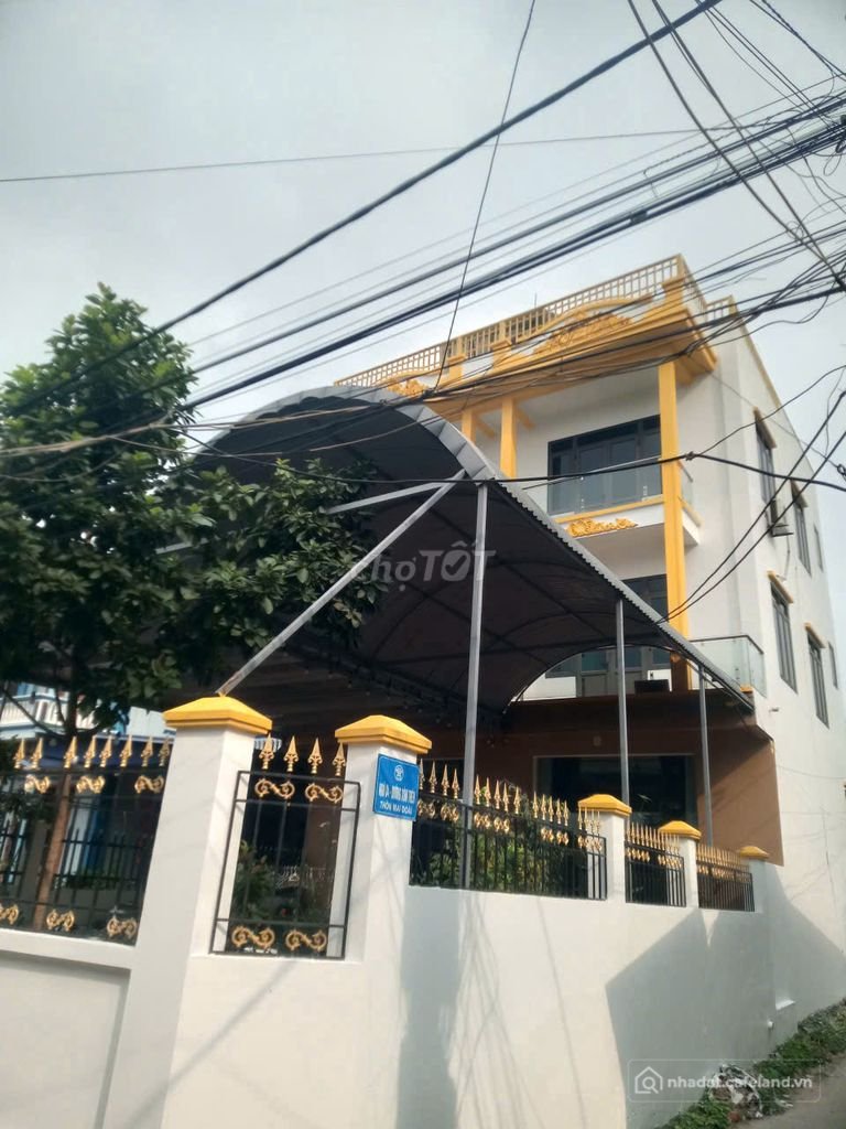 Biệt thự: Cho thuê phòng đẹp, mới, full nội thất, vào ở ngay – giá tốt