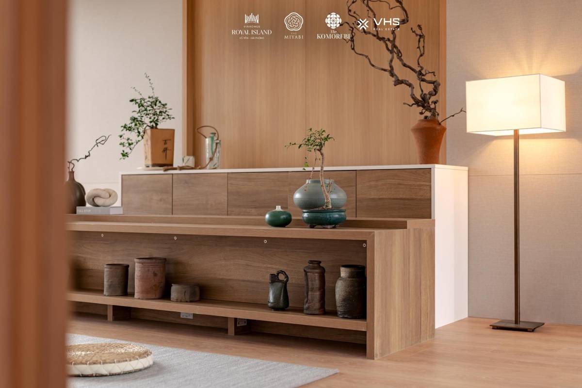 Bán shophouse Vinhomes Royal Island - 90m² | view Biển | giá 9,5 tỷ