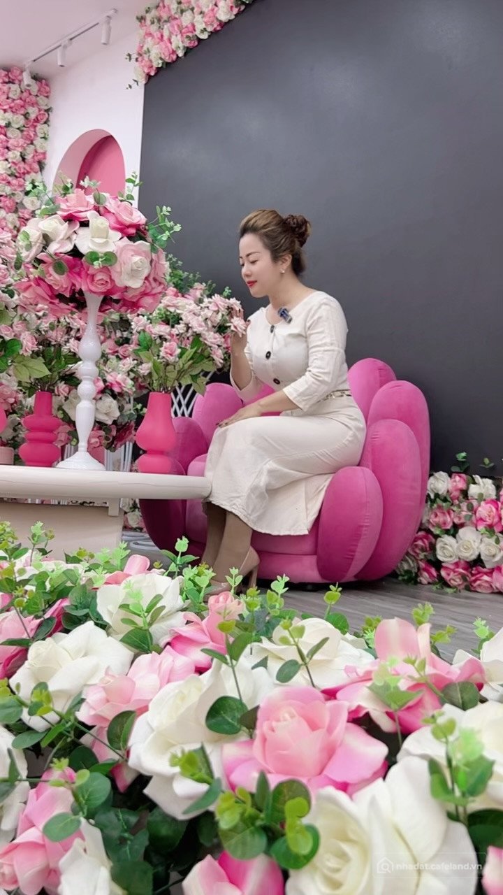 Bán nhà hàng - Khách sạn: Chủ giảm tận 8 tỷ rồi VILLA THƯƠNG MẠI CAO CẤP QUẬN 12