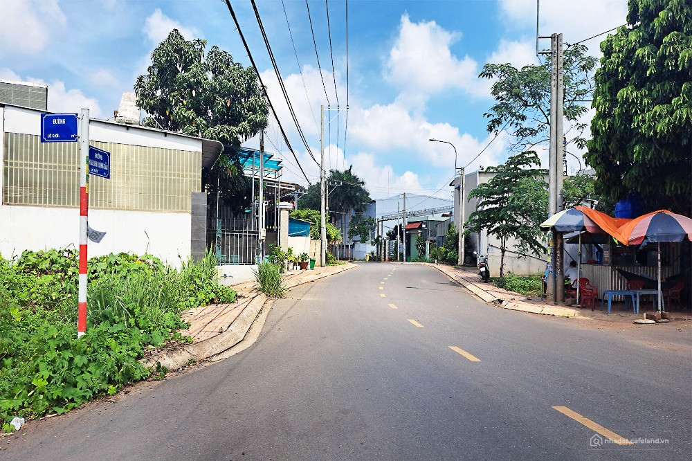 Bán 7,2mx18m, NGAY TRUNG TÂM P LONG KHÁNH. TP ĐỒNG NAI. CHỈ 889Tr