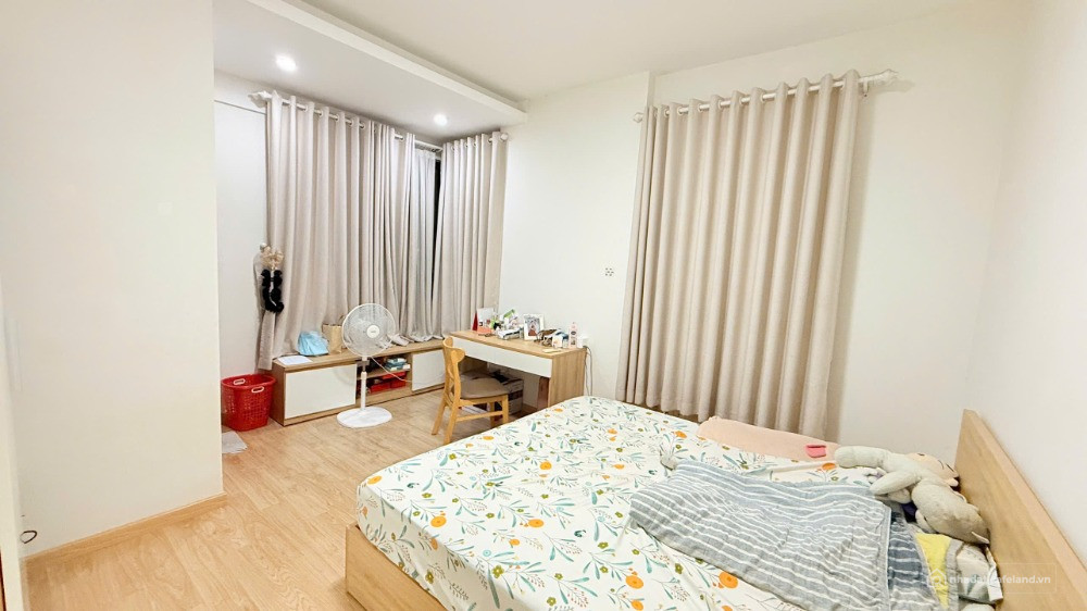 Bán căn 2PN2WC DT84m2 tầng 7 chung cư Era Town Đức Khải, Q7, HCM