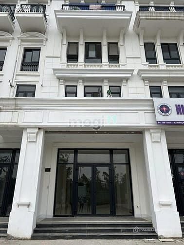 Biệt thự: Cho thuê nhà liền kề KĐT Louis City Đại Mỗ 120m2, 5 tầng, thang máy