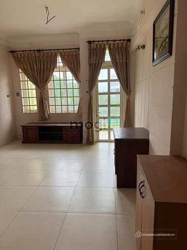 Biệt thự: Cho thuê nhà Bình Phú P10, Q6, 20 triệu