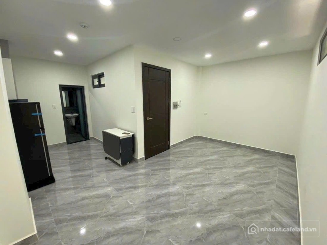 Bán nhà hàng - Khách sạn: Bán căn hộ dịch vụ 8 phòng thu nhập 40tr/th