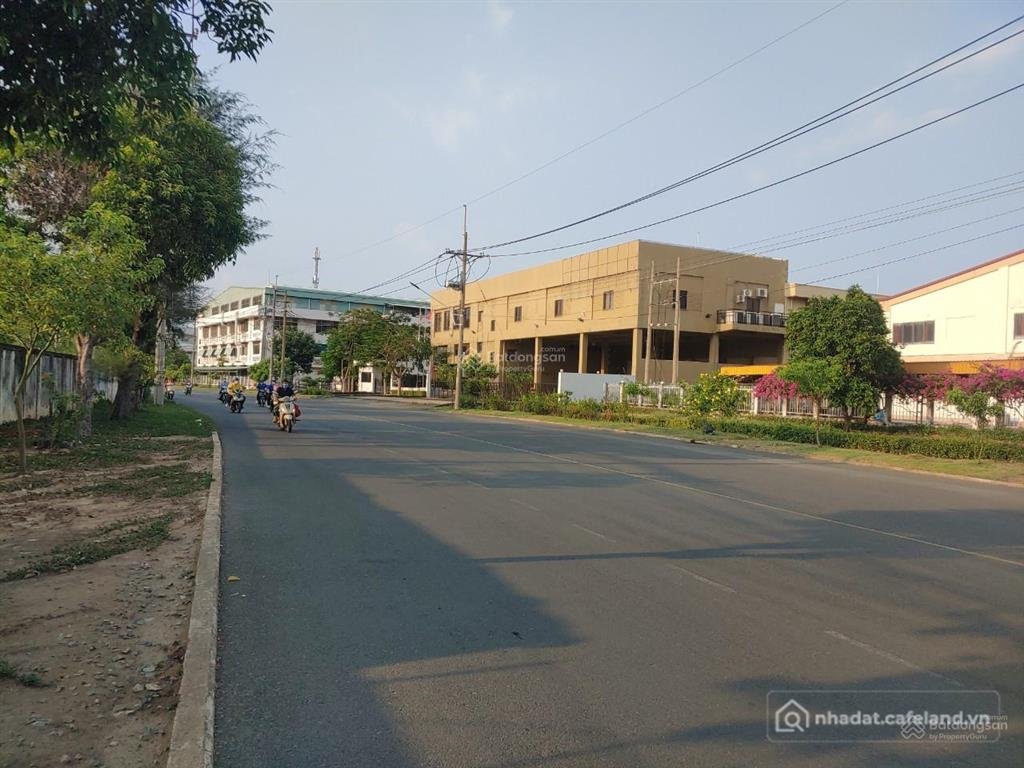 Bán kho, nhà xưởng: Bán kho xưởng trong khu chế xuất tân thuận mr cường 0909 415