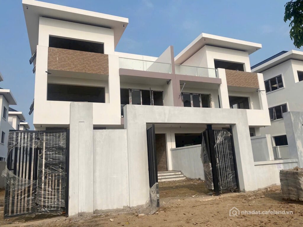 Bán nhà hàng - Khách sạn: BIỆT THỰ THANH HÀ BT01 Lô 3 A2.2 DIỆN TÍCH 240M GIÁ CH