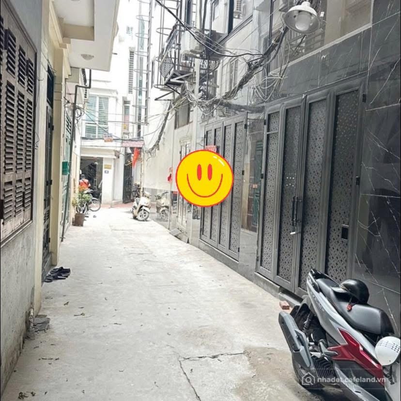 Bán nhà hàng - Khách sạn: Gần Đình Thôn, CCMN 56m2, 7 tầng thang máy, dòng tiền