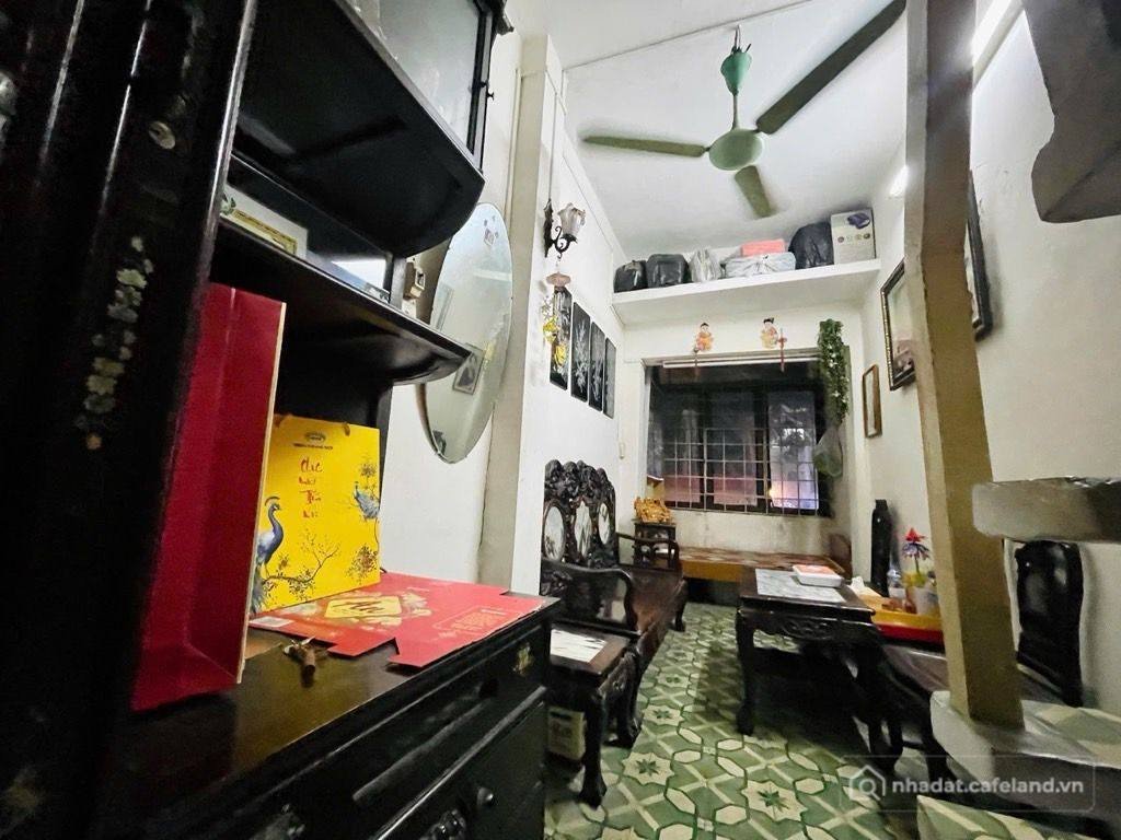 Bán căn hộ Mini, Dịch vụ: Nhà 4T mặt phố cổ Ngô Thì Nhậm, Trung tâm quận HBT - k