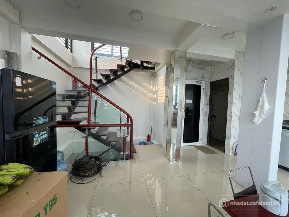 Bán căn hộ Mini, Dịch vụ: Hiếm nhà đẹp 7 tầng mặt phố Nhuệ Giang, 50m2, mặt tiền