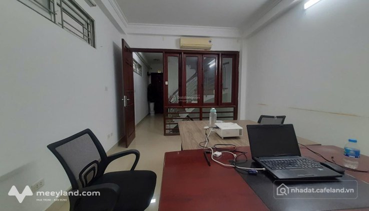Cho thuê văn phòng: Cho thuê văn phòng mặt tiền đường Tô Hiệu, Hà Đông, 3tr/thán