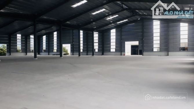 Cho thuê đất: Cho thuê 1500m2 nhà xưởng độc lập tại CCN TT Phùng