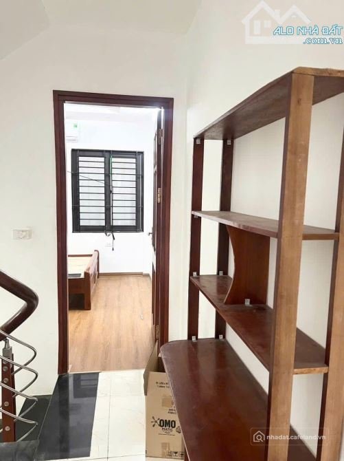 Cho thuê nhà riêng: Cho thuê nhà ở DiTrạch 55m2, 5 tầng, mới, oto đỗ cửa.