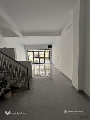 Cho thuê văn phòng: Cho thuê văn phòng tại Hinode Royal Park, 5 triệu, 95m2/sàn