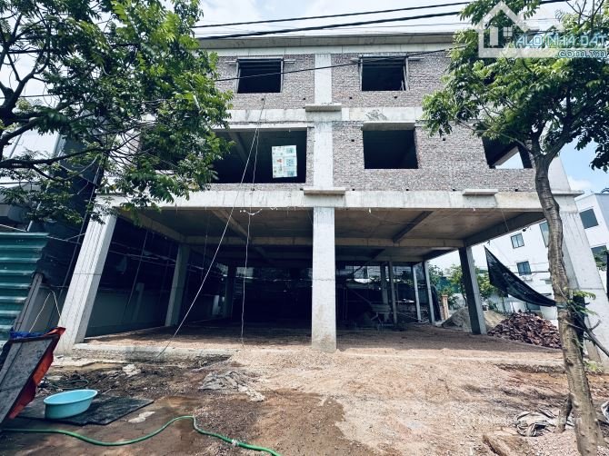 Cho thuê đất: Cho thuê 750m2 có PCCC tự động,xử lý nc thải trong kcn