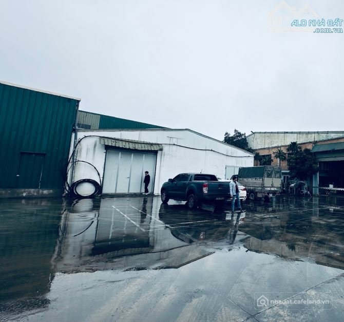 Cho thuê đất: Cho thuê 350m2 trong ccn ngọc sơn, nền sơn epoxy