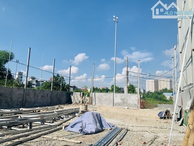 Cho thuê đất: Cho thuê 430m2 kho mới dựng tại TT Chúc Sơn