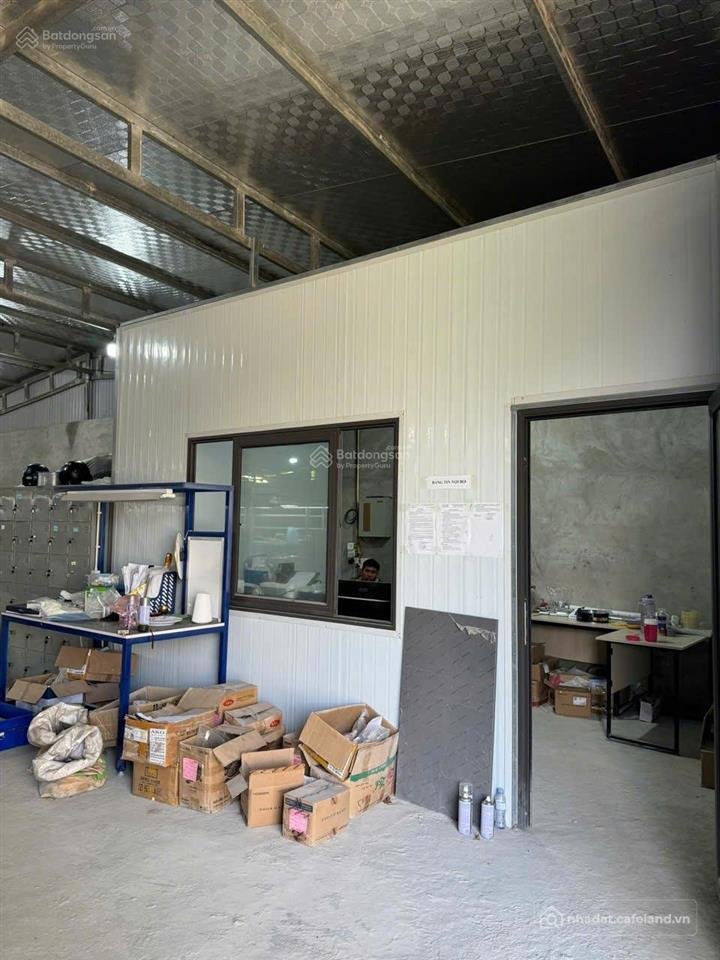 Bán kho, nhà xưởng: Bán kho xưởng 650m2 tại tô hiệu thường tín hà nội, lô góc, g