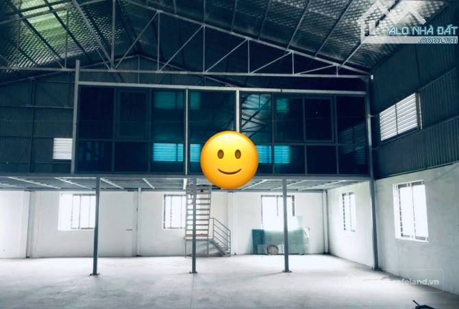 Cho thuê đất: Cho thuê 550m2 sẵn vp tại Liên Phương