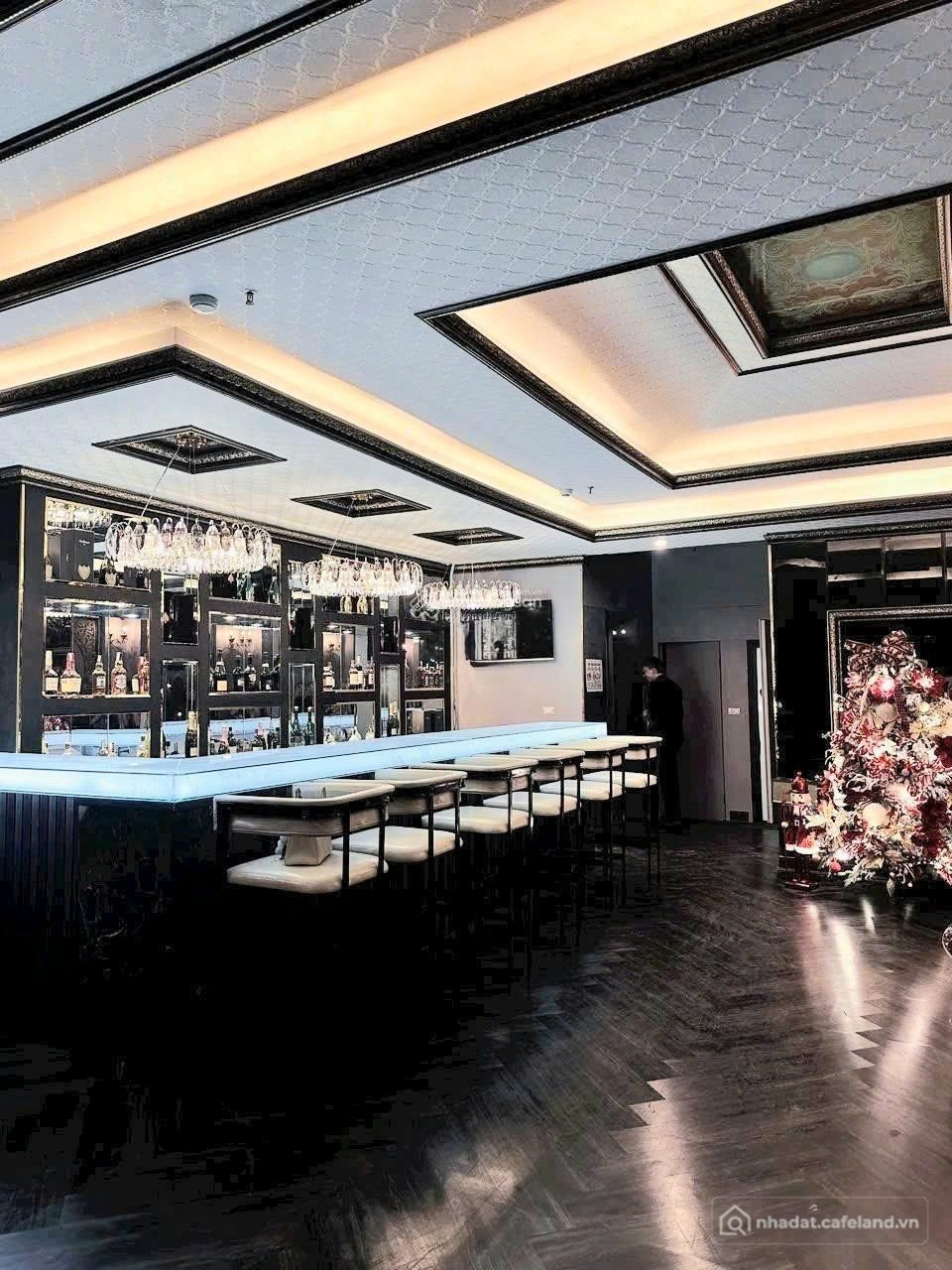 Cho thuê nhà riêng: Cho Thuê Nhà Mặt Phố Phạm Hùng 105M² 9 Tầng 11 Phòng - Thang