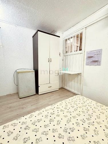 Phòng trọ: Trọ Q5 tiện nghi cơ bản đầy đủ dọn vào ở ngay