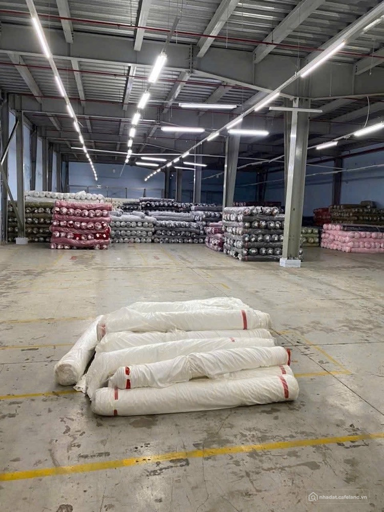 Cho thuê kho xưởng 1 lầu, 2500m2 Tân Thới Nhất Quận 12