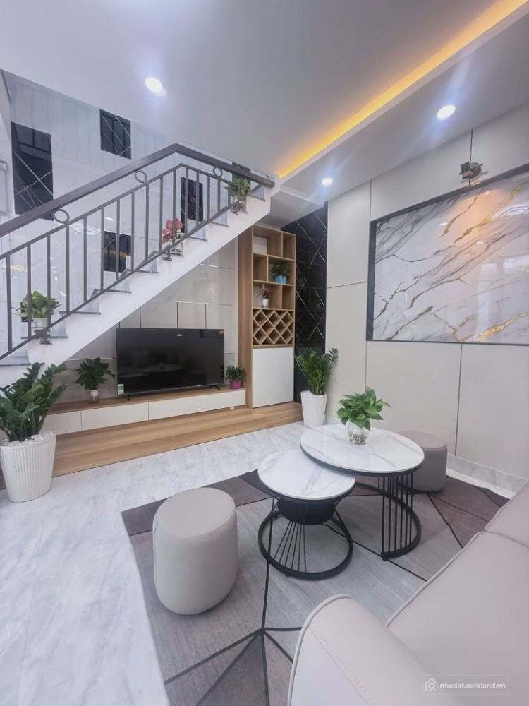 cần bán nhanh nhà cấp 4 hai tầng 85m2 full nội thất mà thêm dòng tiền 7 triệu
