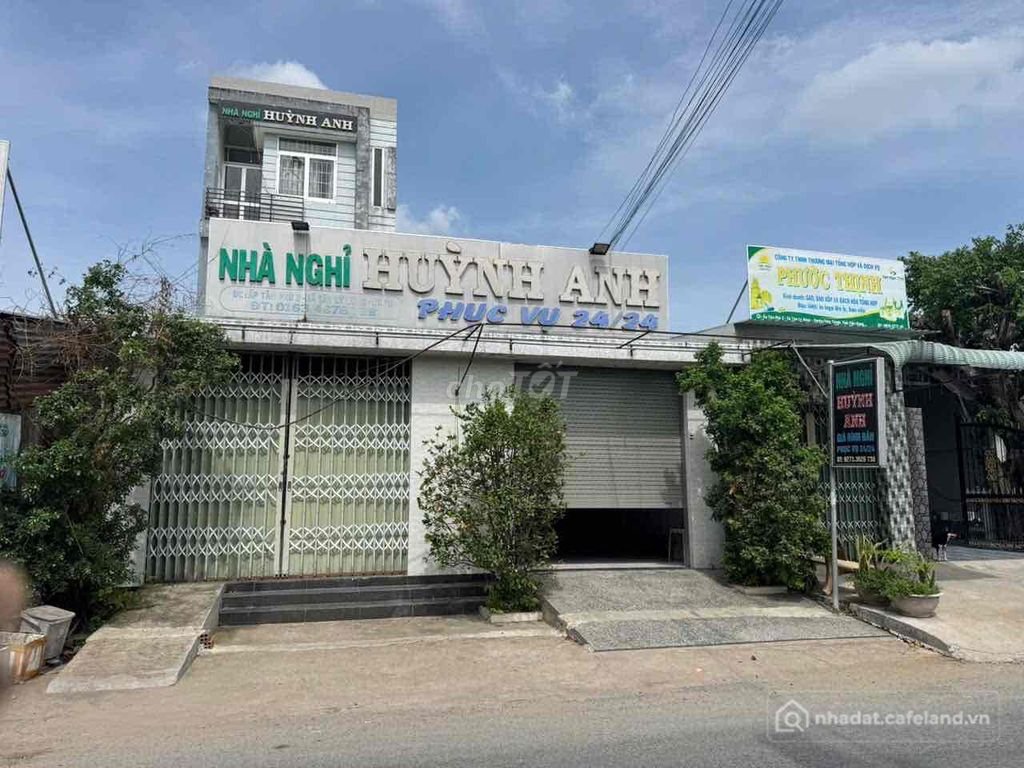 Nhà hàng - Khách sạn: Bán nhà nghỉ đang kinh doanh thu nhập ổn định