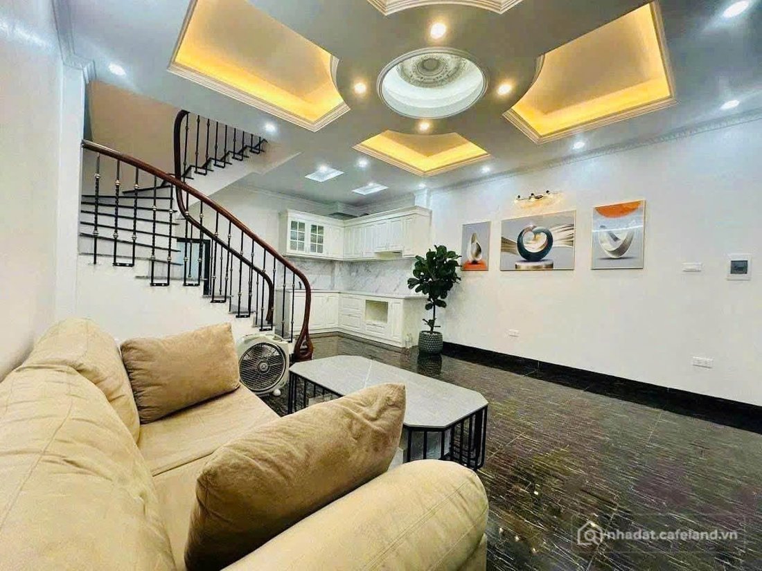 Cho thuê nhà riêng: Cho thuê Nhà ngõ 558 Kim Ngưu, Hai Bà Trưng 35m*5 tầng giá 1
