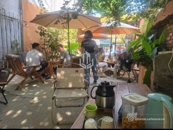Cho thuê mặt bằng: [GIÁ: 20 TR/THÁNG] CHO THUÊ MẶT BẰNG 350M² MẶT TIỀN PHẠM HỒN