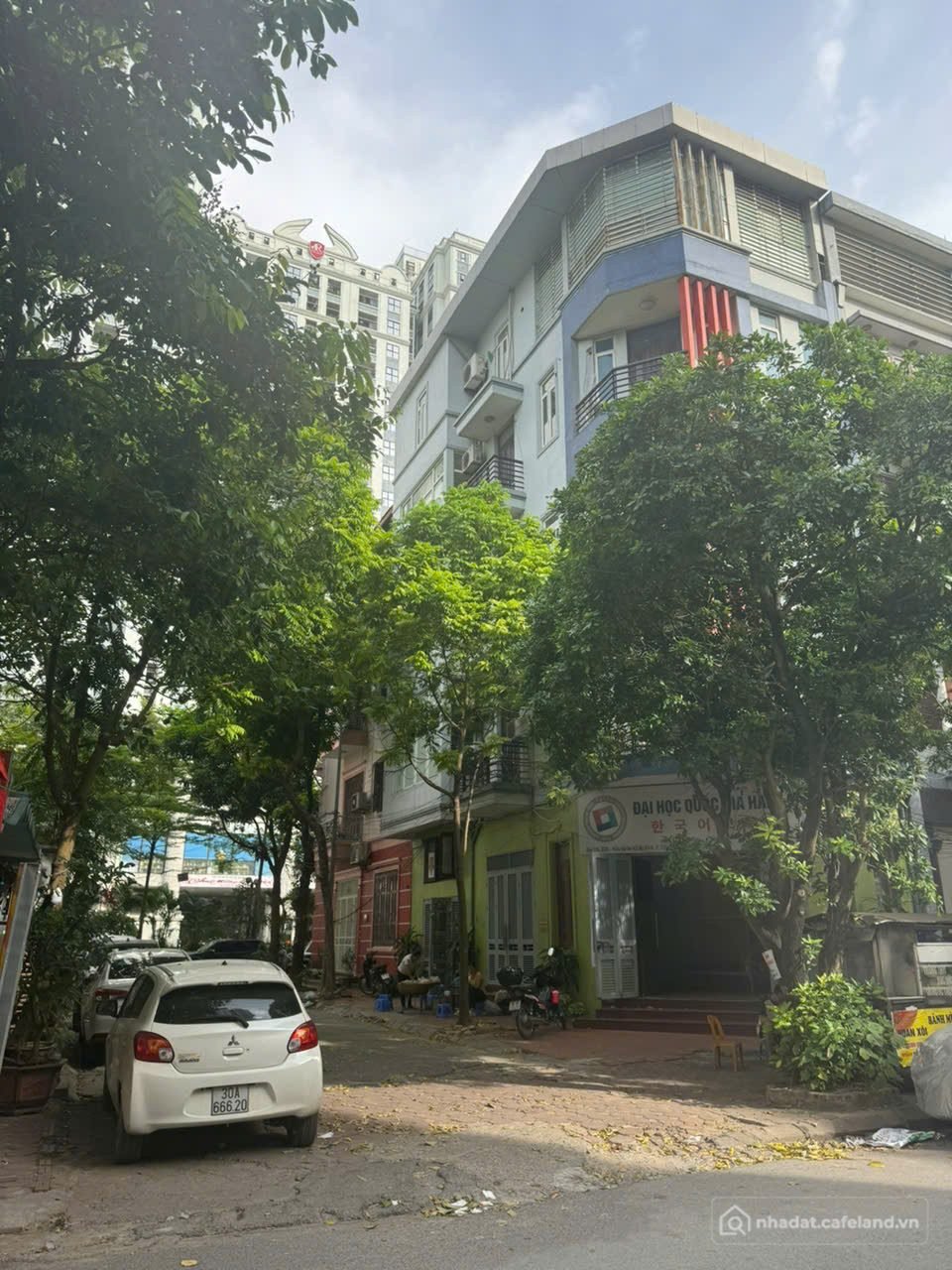 Cho thuê nhà riêng: Cho thuê Nhà riêng 75m2, 05 tầng giá 37 triệu lô góc 02 mặt