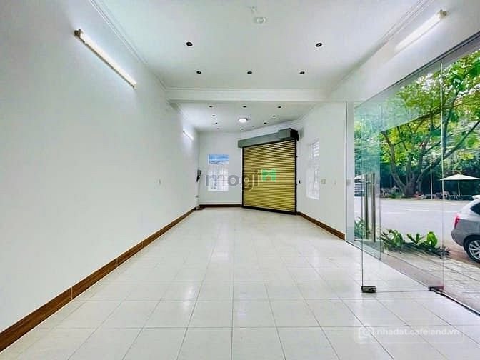 Cho thuê nhà riêng: Nhà phố: Cho THUÊ nhà nguyên căn góc 2 mặt tiền ngay khu dân