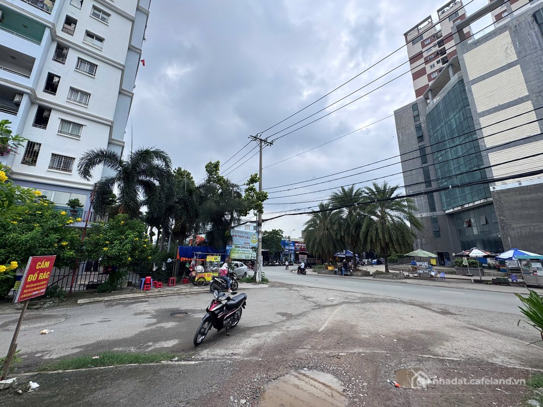 Cho thuê mặt bằng: Cho thuê Mặt bằng kinh doanh 6000m2 đường Cây Keo Phường Tam