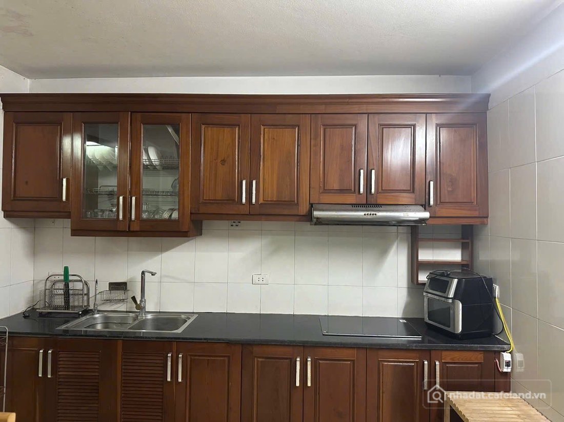 Cho thuê nhà riêng: Cho Thuê Nhà Lý Tự Trọng - Hà Đông 45M² 4,5 Tầng 4 Ngủ - Nội