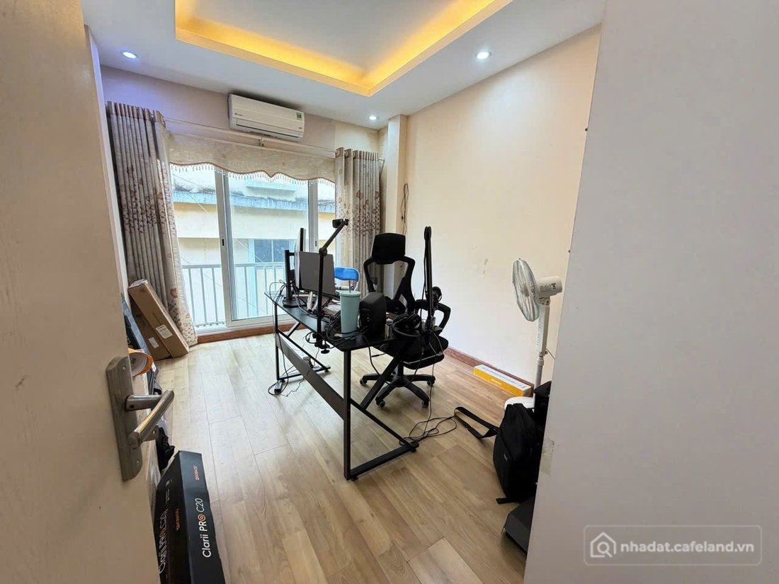 Cho thuê nhà riêng: Cho Thuê Nhà Ngõ 51 Chiến Thắng - Hà Đông 45M² 4 Tầng 5 Ngủ