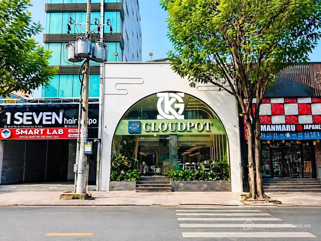 Cho thuê mặt bằng: Cho thuê mặt bằng: ️️ Cho Thuê Nhà Mặt Tiền: 300 Lê Văn Sỹ -