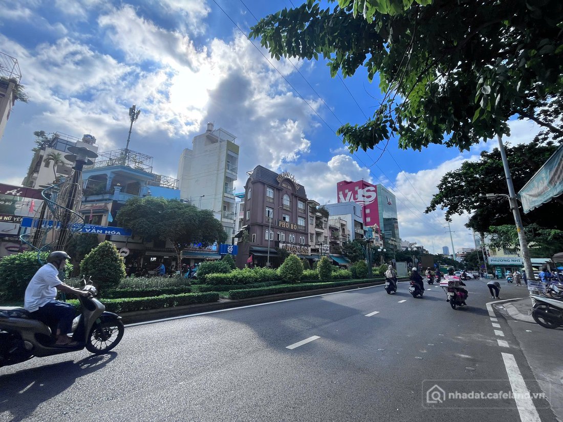 Cho thuê nhà riêng: Cho thuê nhà riêng: BDS HVL [NC] Cho thuê nguyên toà nhà 7 t