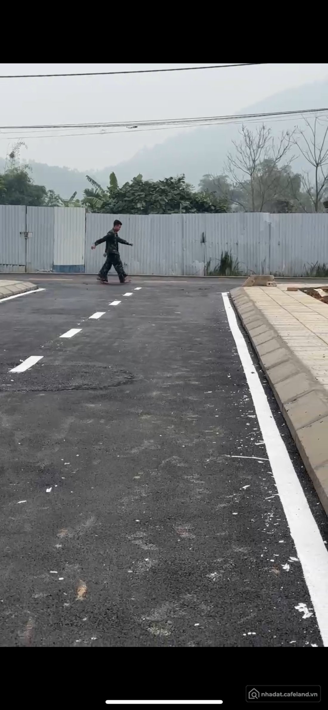Cho thuê mặt bằng: Cho thuê đất: Đất HOÀ LẠC 200 M2 chính chủ cho thuê