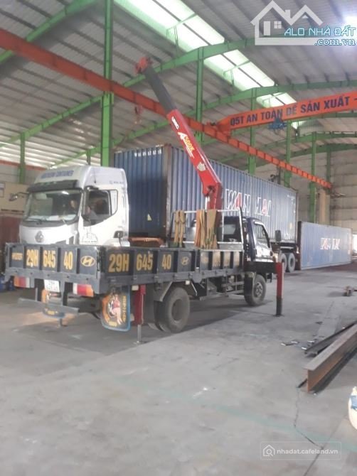 Cho thuê mặt bằng: Cho thuê đất: Cần cho thuê 2400m2 nhà xưởng khung zamil sẵn c