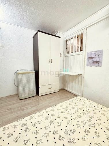 Cho thuê phòng trọ: Cho thuê phòng trọ: Phòng trọ: Trọ Q5 tiện nghi cơ bản đầy đ