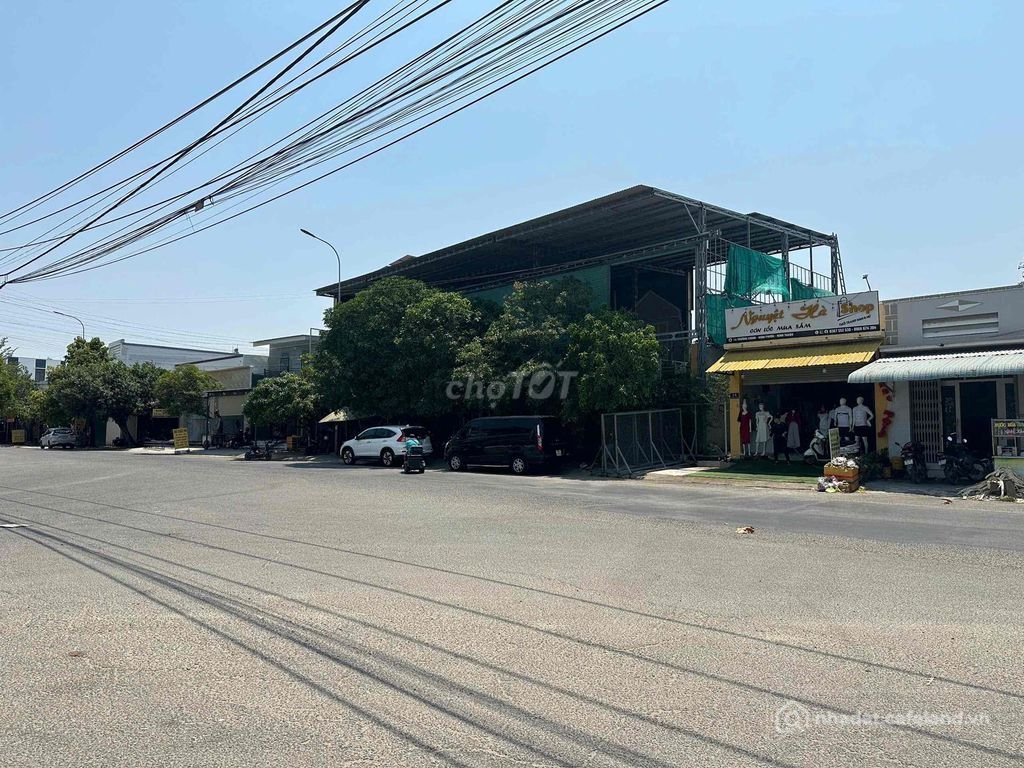 Bán nhà hàng - Khách sạn: Bán nhà hàng - Khách sạn: Bán nhà hàng - Khách sạn: Nh