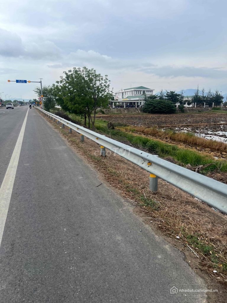 Bán nhà hàng - Khách sạn: Bán nhà hàng - Khách sạn: Bán nhà hàng - Khách sạn: Nh
