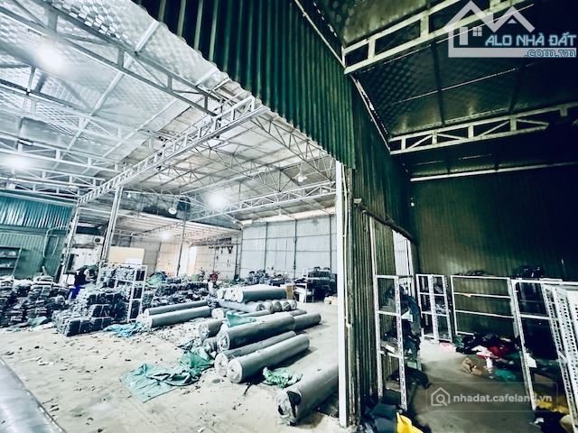 Cho thuê mặt bằng: Cho thuê mặt bằng: Cho thuê đất: Cho thuê 800m2 nhà xưởng độc
