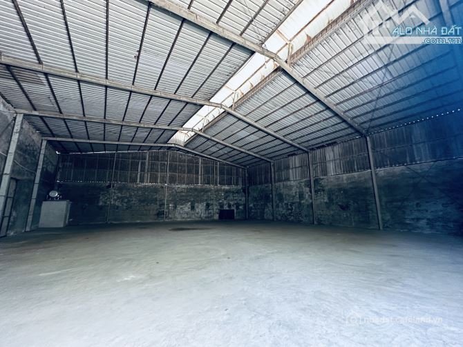 Cho thuê mặt bằng: Cho thuê mặt bằng: Cho thuê đất: Cho thuê 480m2 kho khung zam