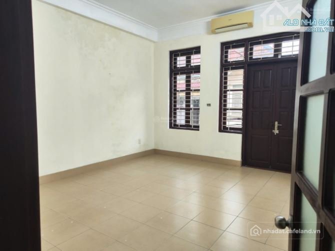 Cho thuê nhà riêng: Cho thuê nhà riêng: Cho thuê nhà riêng: Cho thuê nhà ở Vân