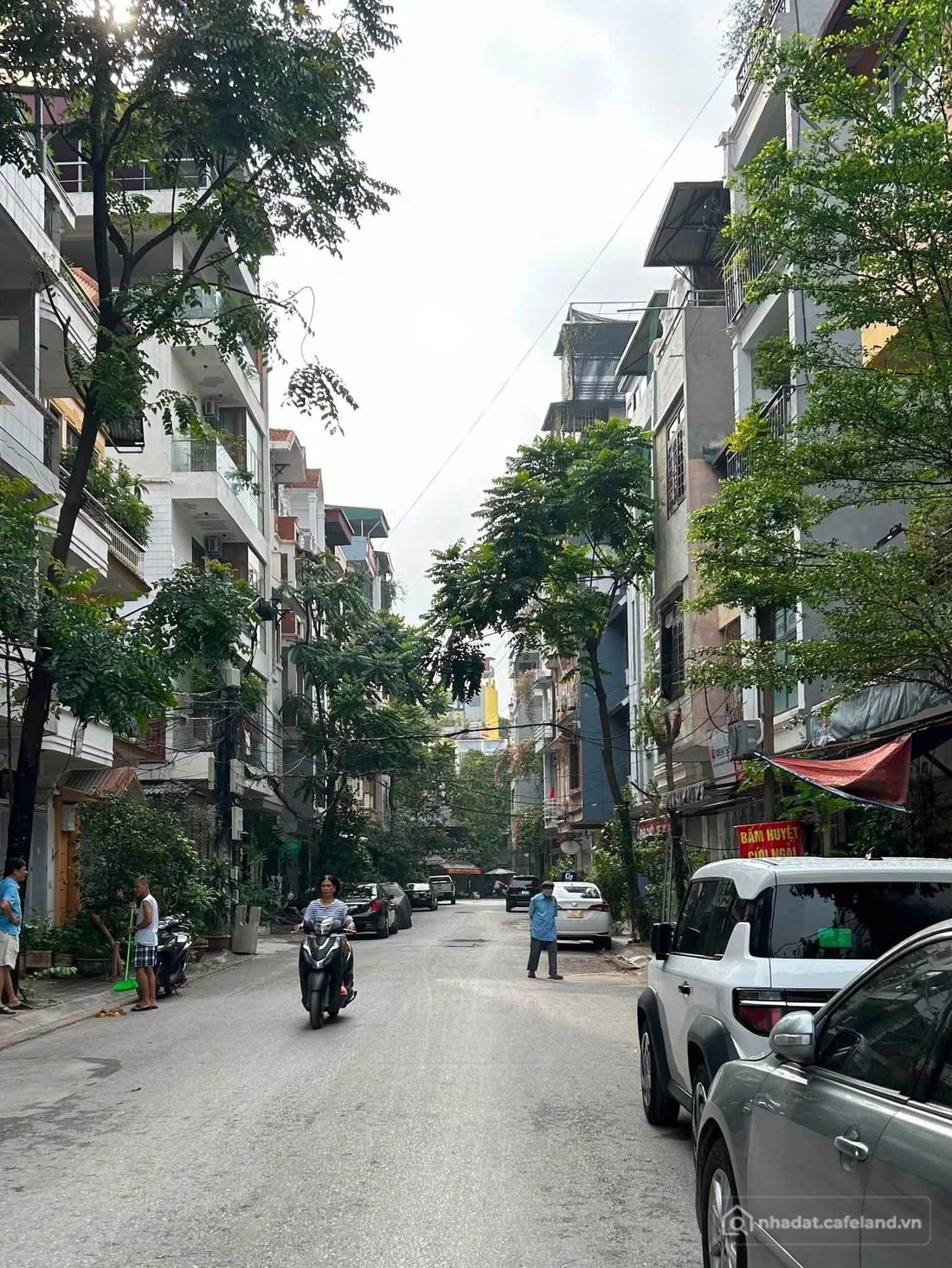 Cho thuê nhà riêng: VĨNH PHÚC – Ô TÔ TRÁNH – 5 TẦNG 1 TUM – CHỈ 18 TRIỆU/THÁNG