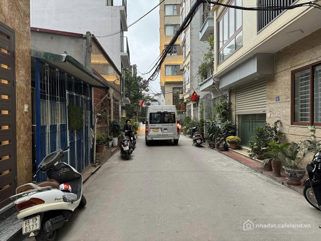 Cho thuê nhà riêng: ĐẶNG THAI MAI – 2 MẶT THOÁNG – Ô TÔ ĐỖ CỬA – 24 TRIỆU/THÁN