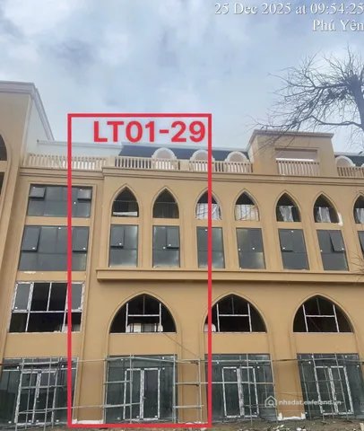 Bán nhà hàng - Khách sạn: Bán Khách sạn 120m2 có sẵn 120 m2 thổ cư giá 6.5 tỷ tạ