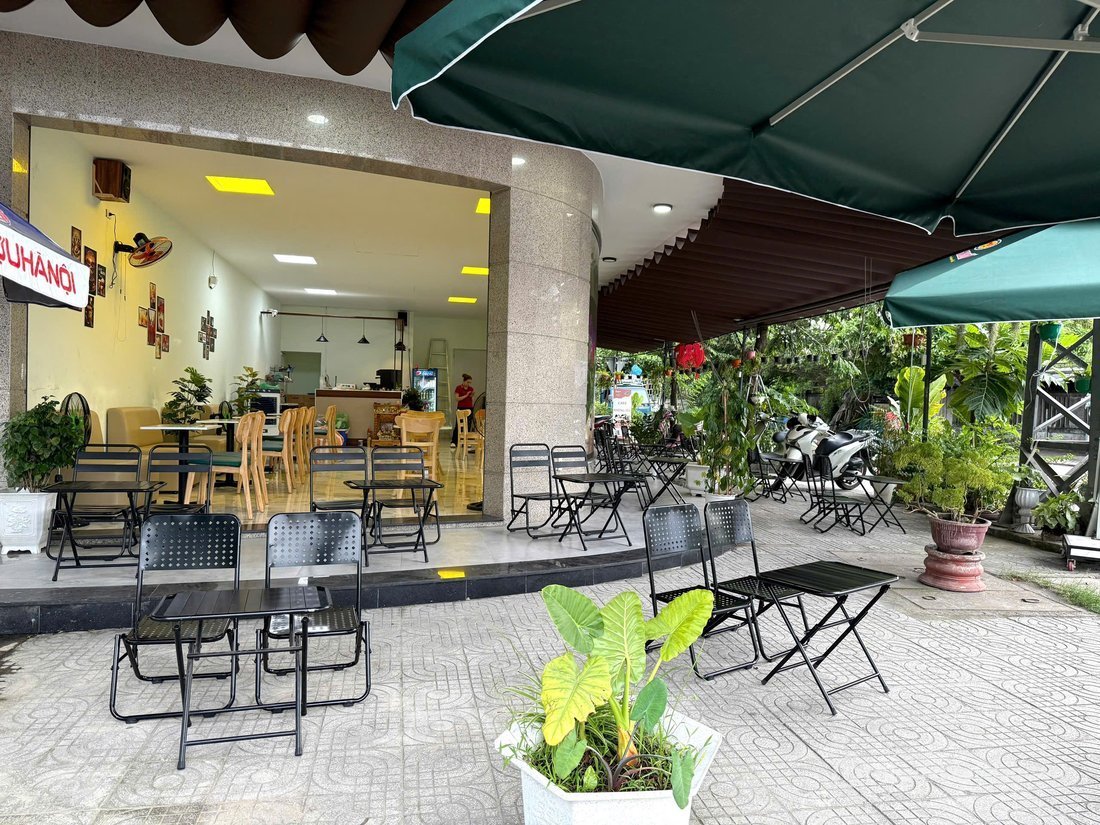 Cho thuê mặt bằng: Cho thuê mặt bằng: Cho thuê mặt bằng: SANG NHƯỢNG GẤP QUÁN CÀ
