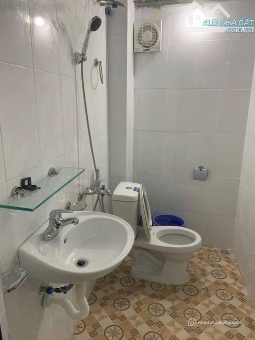 Cho thuê mặt bằng: Cho thuê mặt bằng: Cho thuê mặt bằng: Cho thuê đất: Cho thuê